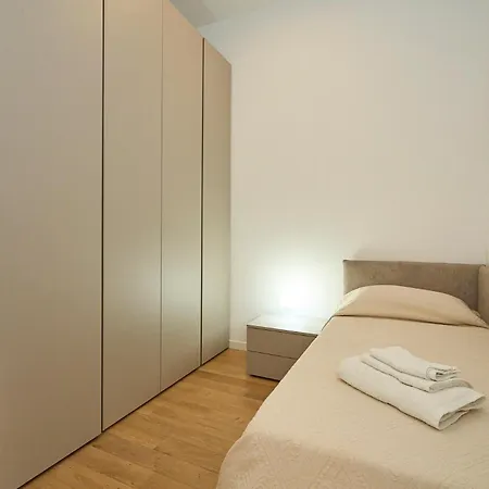 Luxury Design Loft - 20 Minutes From Duomo-Navigli Apartment Milan Exterior photo